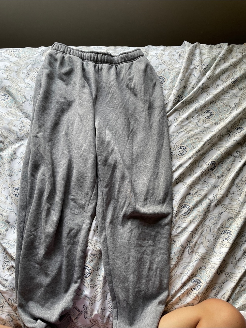 Men's Gray Sweatpants - Comfortable Everyday Joggers